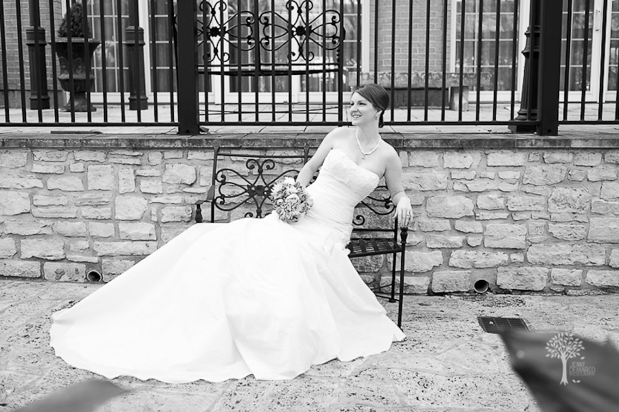 Mansion at Judge's Hill, Austin Wedding Photographer, Bridal Portraits, Courtyard Wedding