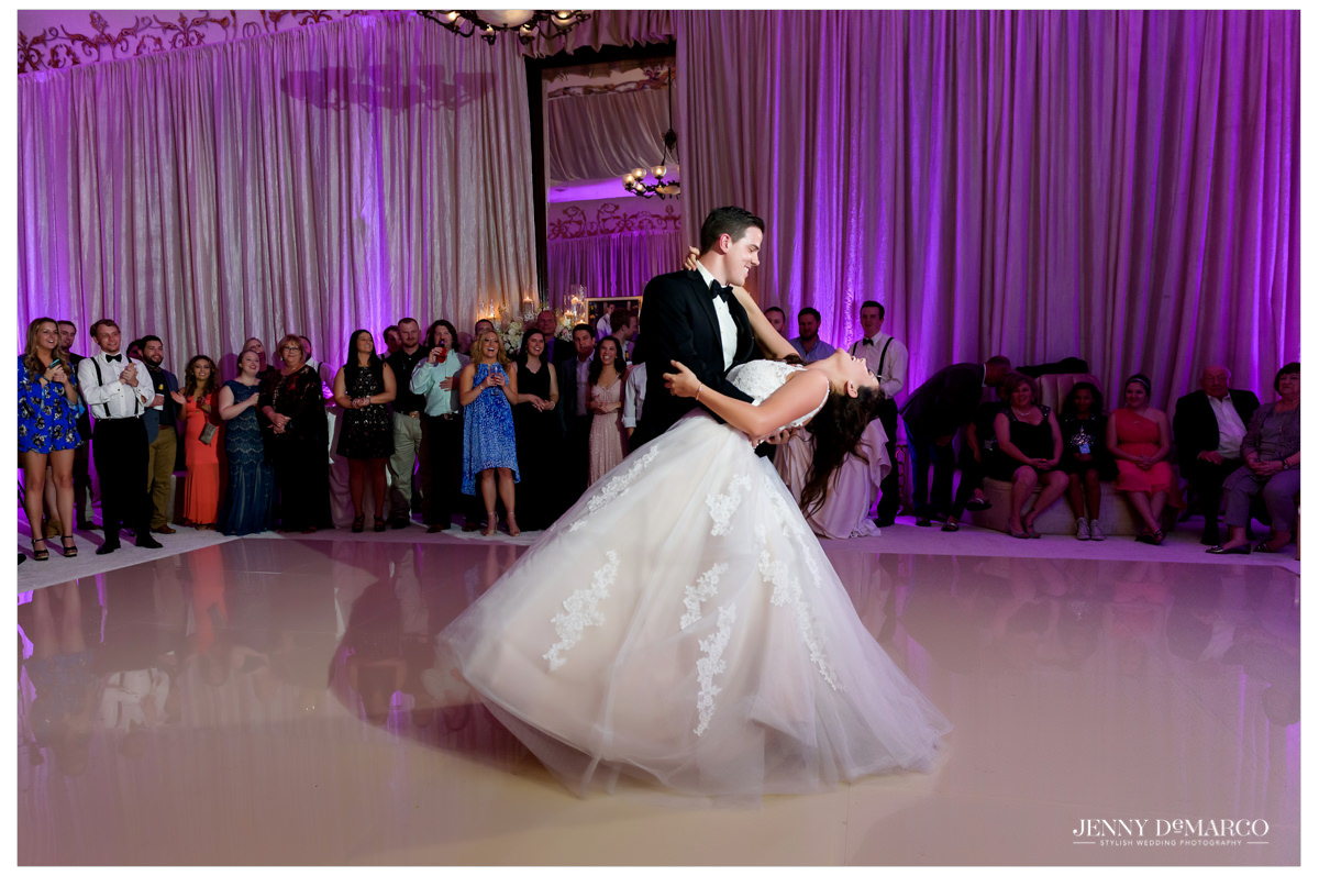 The first dance between the groom and the bride.