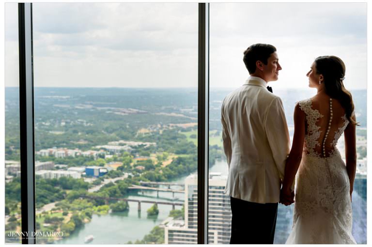 MARRIAGE IN DOWNTOWN AUSTIN