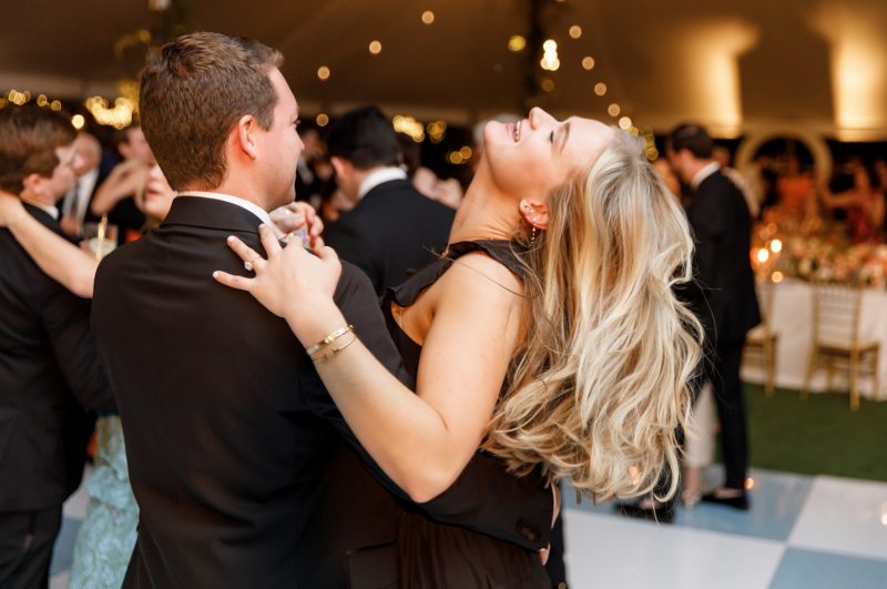 wedding guests dancing