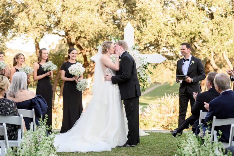 Ceremony at Austin Country Club