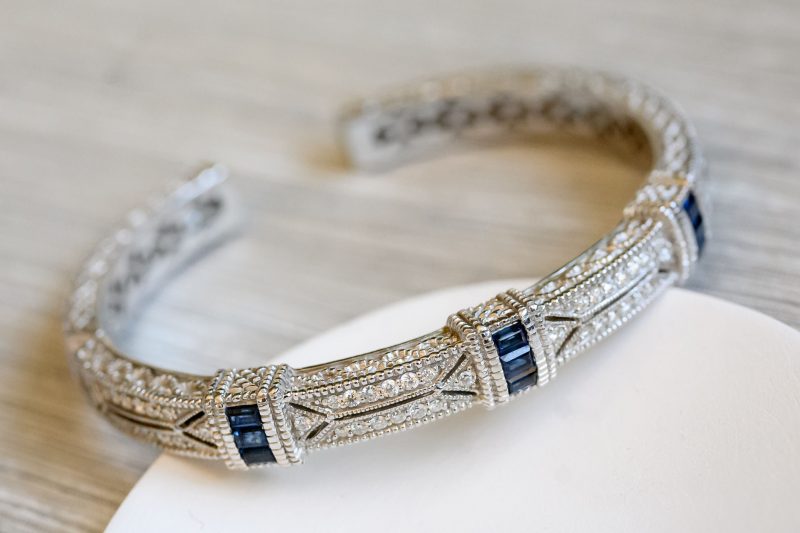 Beautiful details for ceremony at Austin Country Club