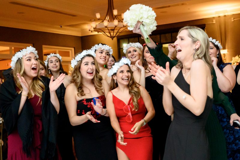 Throwing the bouquet at Austin Country Club